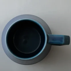 39Arita Mok, blauw