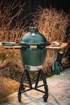 Big Green Egg Medium Houtskoolbarbecue met IntEGGrated Nest, Handler en Acacia EGG Mates