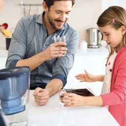 BRITA Marella Waterfilterkan XL met 1 Filterpatroon, 3,5L blauw