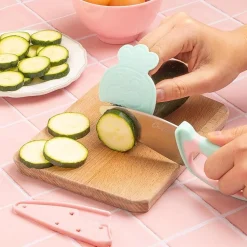 Chefclub Kids Kindermes met Vingerbeschermer, pastel