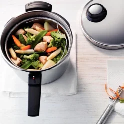 Fissler Vitavit Premium Snelkookpan met Inzet, 6L