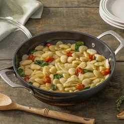 Le Creuset Essential Non-Stick Ceramic Provençaalse Sauteerpan met Glasdeksel, 30cm