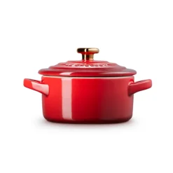 Le Creuset Mini Cocotte met hartvormige dekselknop, 10cm kersenrood