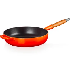 Le Creuset Signature Hapjespan met Houten Steel, 28cm oranjerood