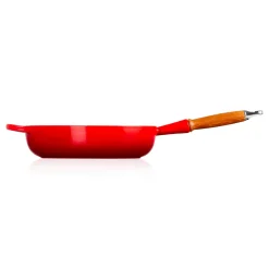 Le Creuset Signature Hapjespan met Houten Steel, 28cm kersenrood
