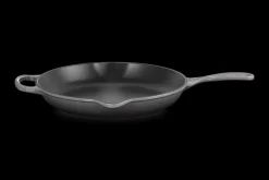 Le Creuset Signature Skillet, 30cm flint