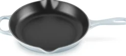 Le Creuset Signature Skillet, 26cm coastal blue