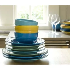 Le Creuset Stoneware Pastabord, 22cm soleil