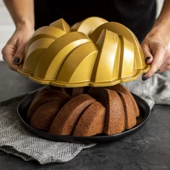 Nordic Ware Braided Bundt Tulbandvorm, goud