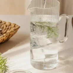 Nuts Waterkaraf met Deksel, 1,2L transparant