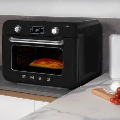 Smeg Combi Stoomoven COF01BLEU, zwart