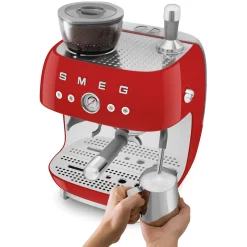 SMEG Espresso Koffiemachine EGF03RDEU, rood